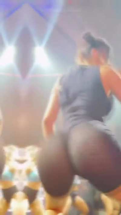 Tainá Costa 🍑