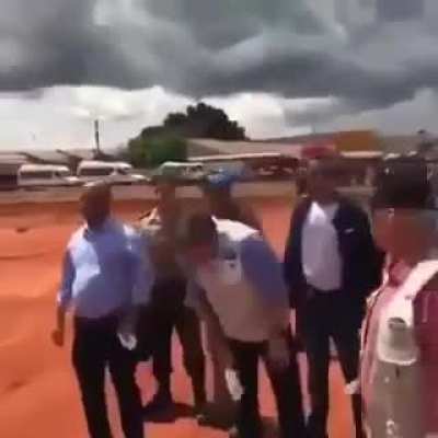 Abanando pro gado invisível
