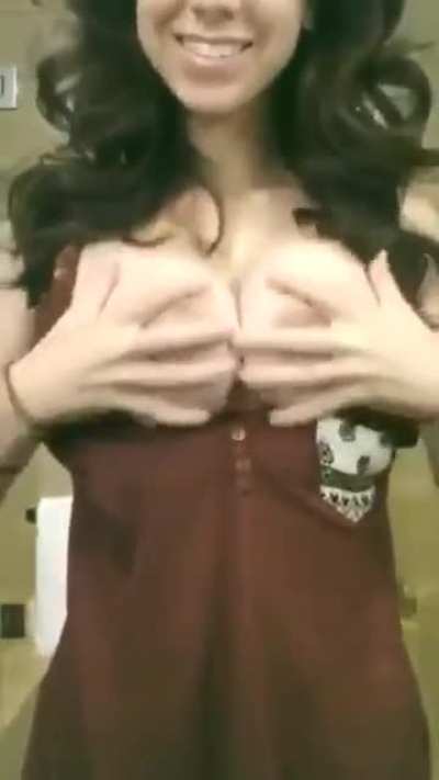 /u/Alyssa_at_night
