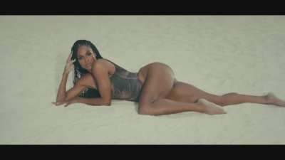 Ciara: JUMP
