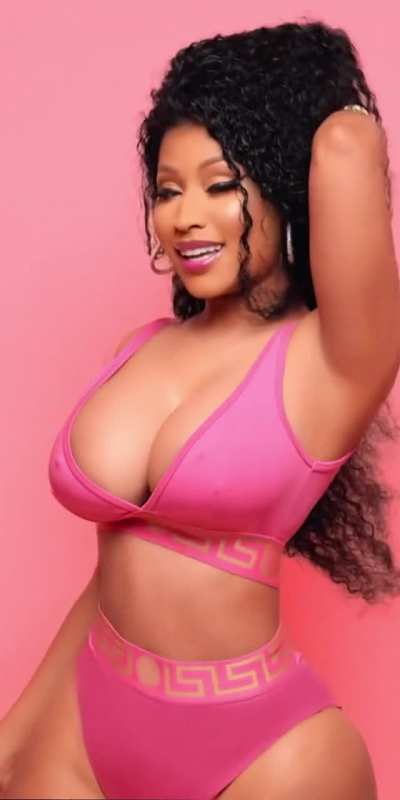 Imagine giving Nicki Minaj the most amazing titfuck...