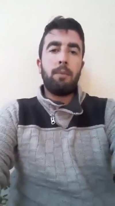 Meşazını aldım (sarı kazaklı olan hatay sandık içindeki adama benziyor amk)