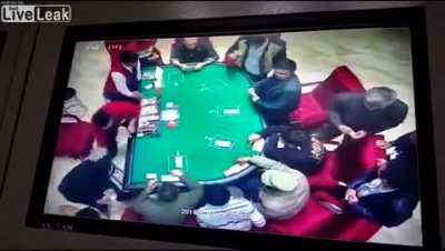Крупье обидеть может кажды<wbr>й...