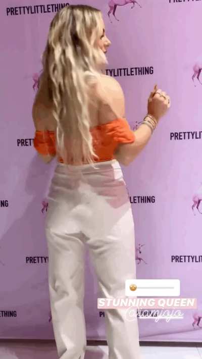 Booty grab