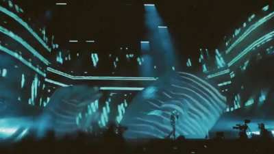 HAPPY 31ST BIRTHDAY TO THE KING OF THE FALL. XO TILL WE OD.
