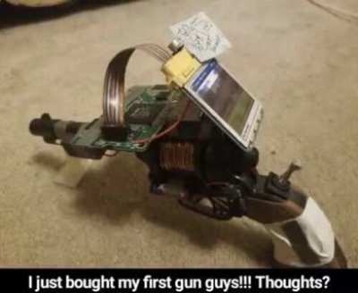 😨