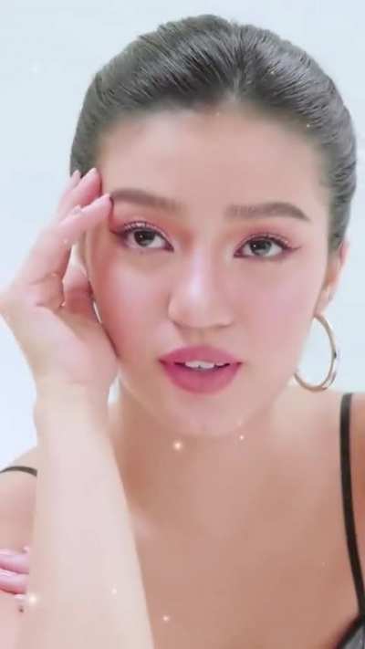 Belle Mariano