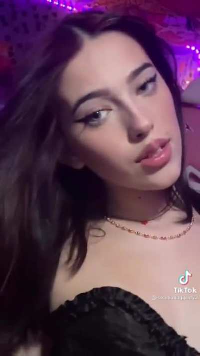 Such lovely lips