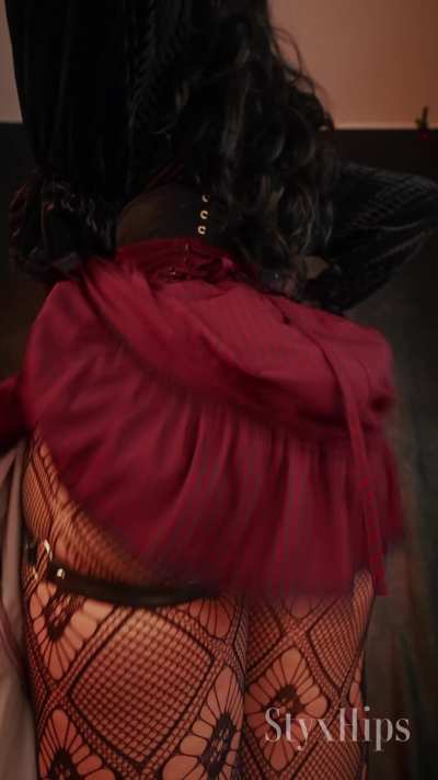 A jiggly reveal