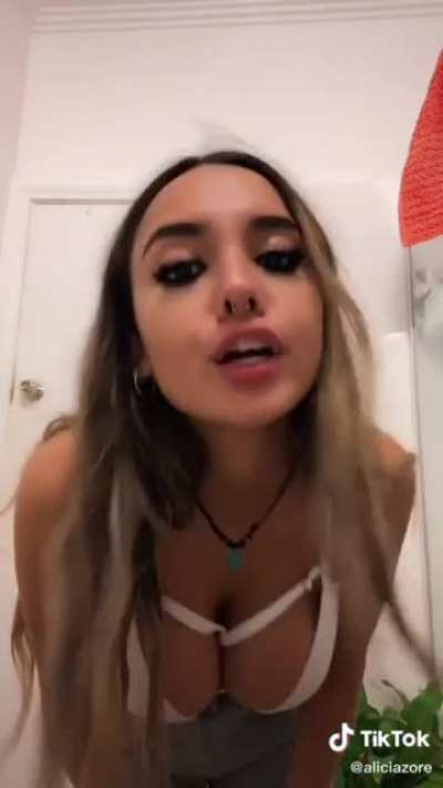 Nice round and jiggly