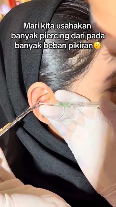 Muslim Girls' Different Piercings