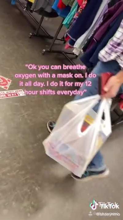 Anti-masker with “medical exemption” refuses to wear mask in privately owned business