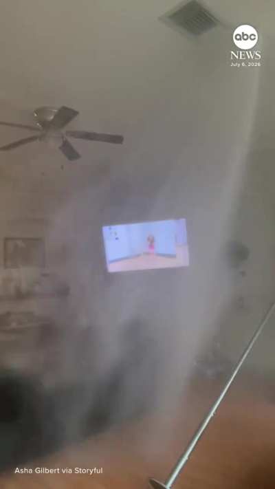 Wcgw lady install stripper pole in her living room