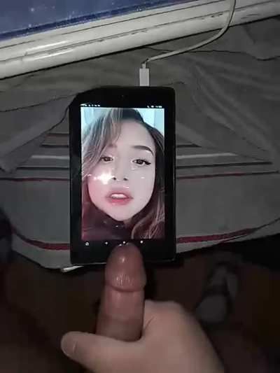 Pokimane Facial Cumtribute - lots of ropes
