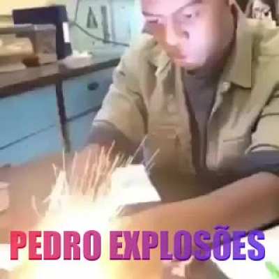Pedro eletricista