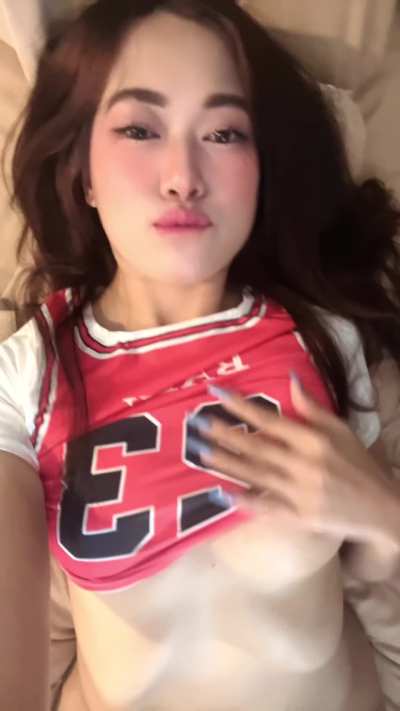 Be honest.. would you watch me masturbate if I let you?