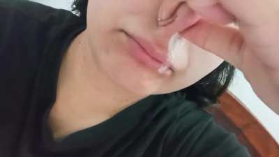I'm new here. I'm sharing a video of me rubbing my nose this morning.