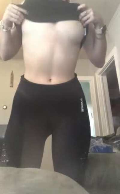 post gym titty drop 😋