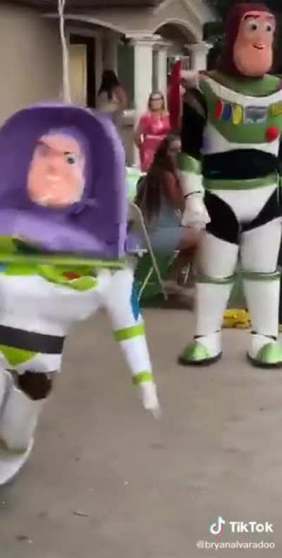 hey buzz check this out...