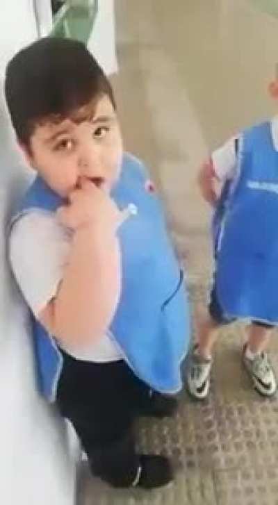 يورغو وأبو طيز