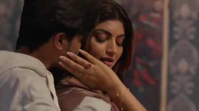 Akanksha Puri in Dons & Darlings S02E02 – That intense scene