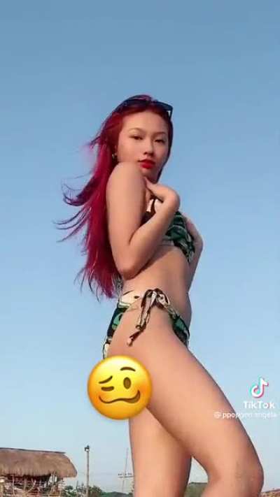 Cute little jiggle 🍑🔥