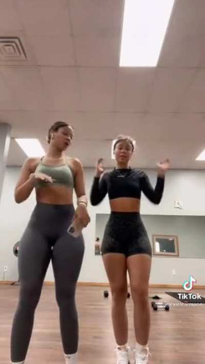 thiccest twins I’ve ever seen