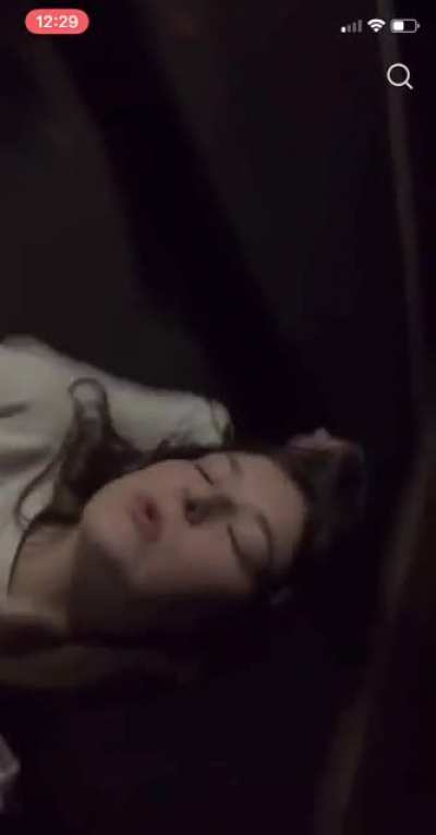 Look at her 19 year old ass shaking I would fuck that, what about you (up vote for more)
