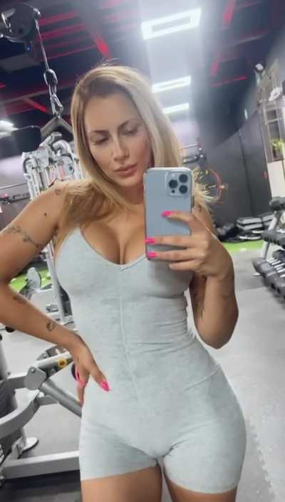 Cute 🥰 but hot as 😈 Fuckdoll