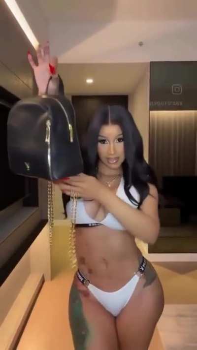 Cardi is so hot