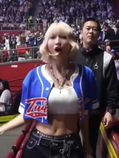 Momo Hirai