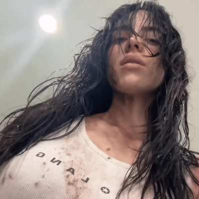 Messy hair