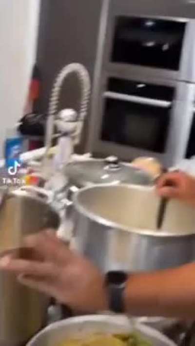 bro not the ketchup!