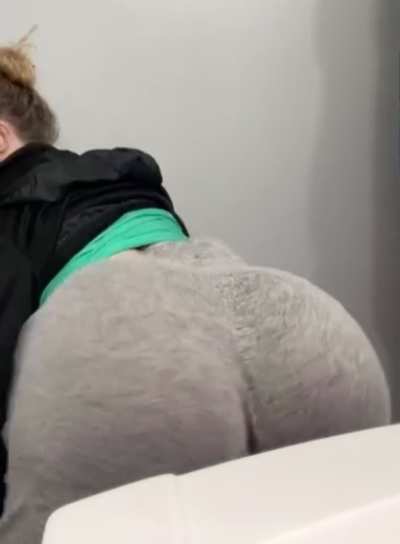 BigBootiesGoneWild
