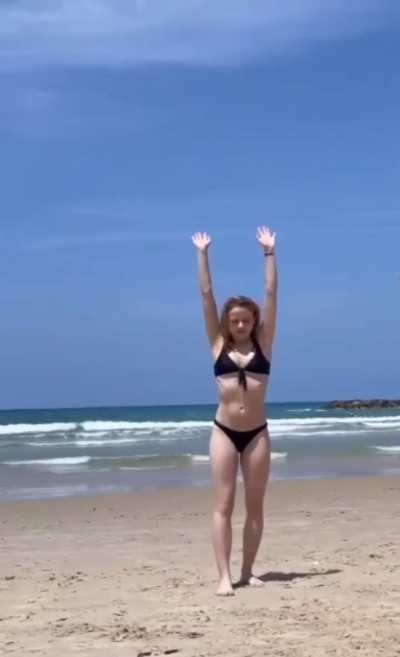 Joey King