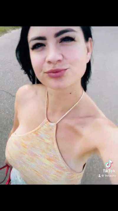 @1nnaSky
