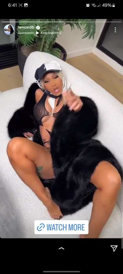 Cardi feet