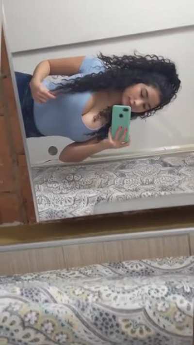 Love her and those big ol tits