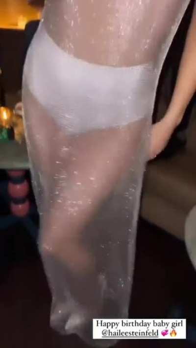 Hailee Steinfeld