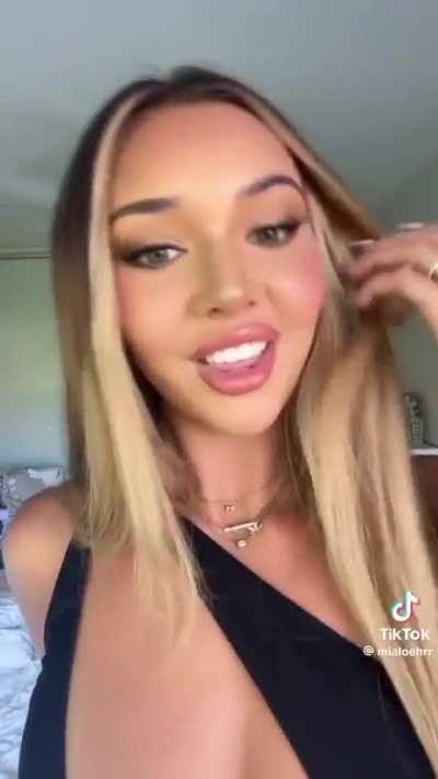 @mialoehrr