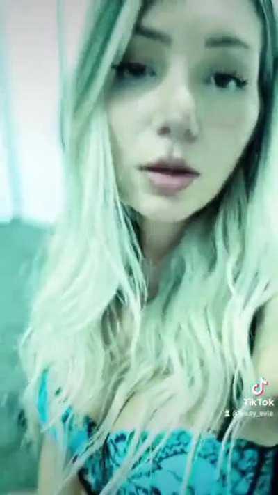 Do I have a cum worth face? 😇