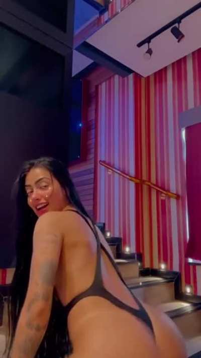 MC Mirella