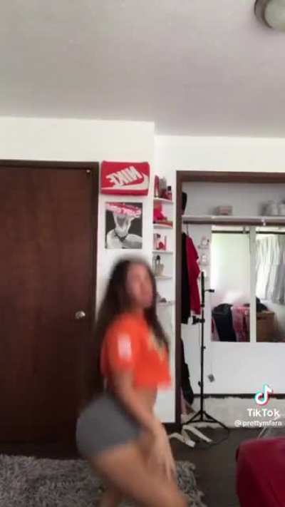 Wait for it 🍑