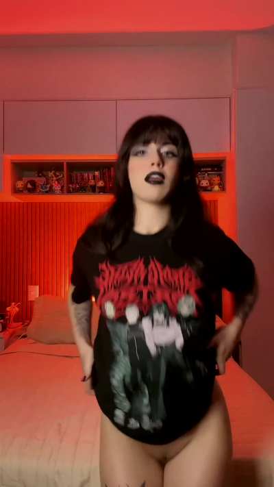 How many times did you watch the video and tell me what you see