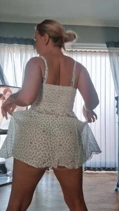 Anyone Order a Milf Shake?