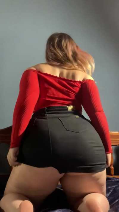 come cut my skirt