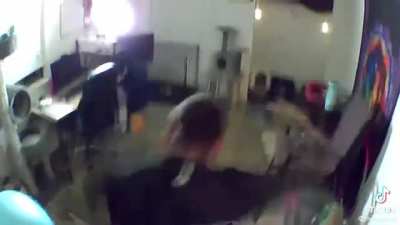 cat shows absolutely no mercy