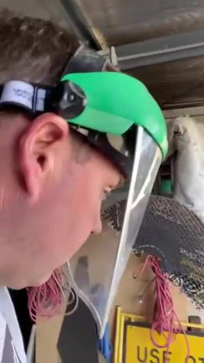1 inch away from a different subreddit