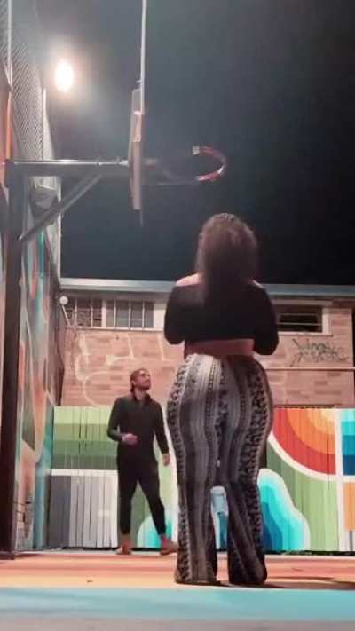 I wonder why she filmed from this angle