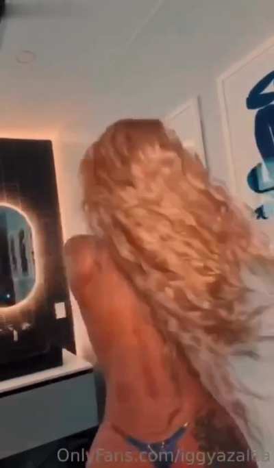 I bet she likes her hair pulled